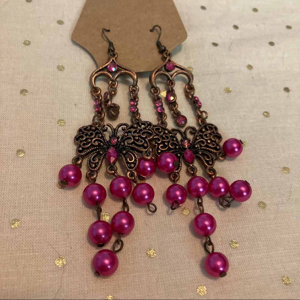 🦋 5 for 25 🦋 pink butterfly dangle earrings